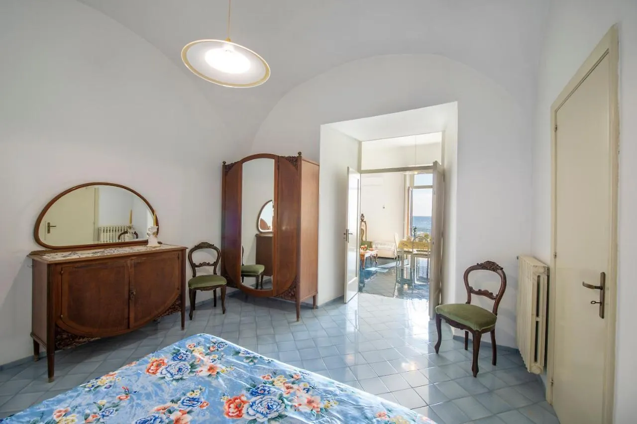 Lu Penniell Lejlighed Amalfi